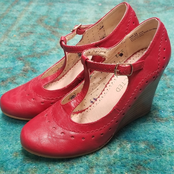 Modcloth shoes - Picture 4 of 12